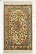 Handknotted Oriental Kashmir Silk Carpet 2.5x4 Feet.