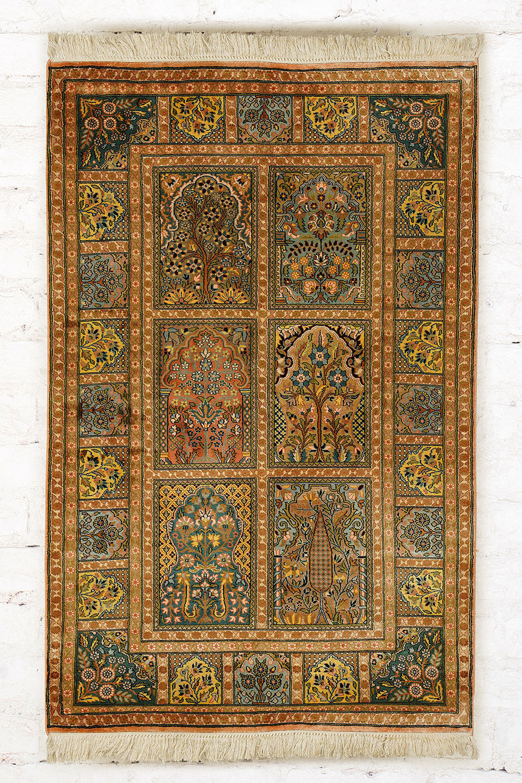 Hamdaan Handmade Kashmir Silk Carpet 2.5x4 Feet.