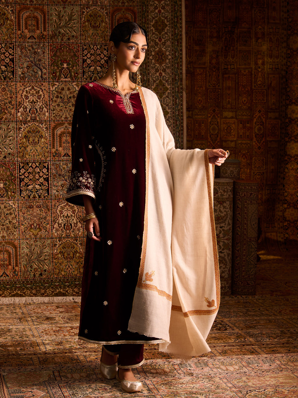 Handwoven Pure Pashmina Cream Sozni Hashidaar Shawl