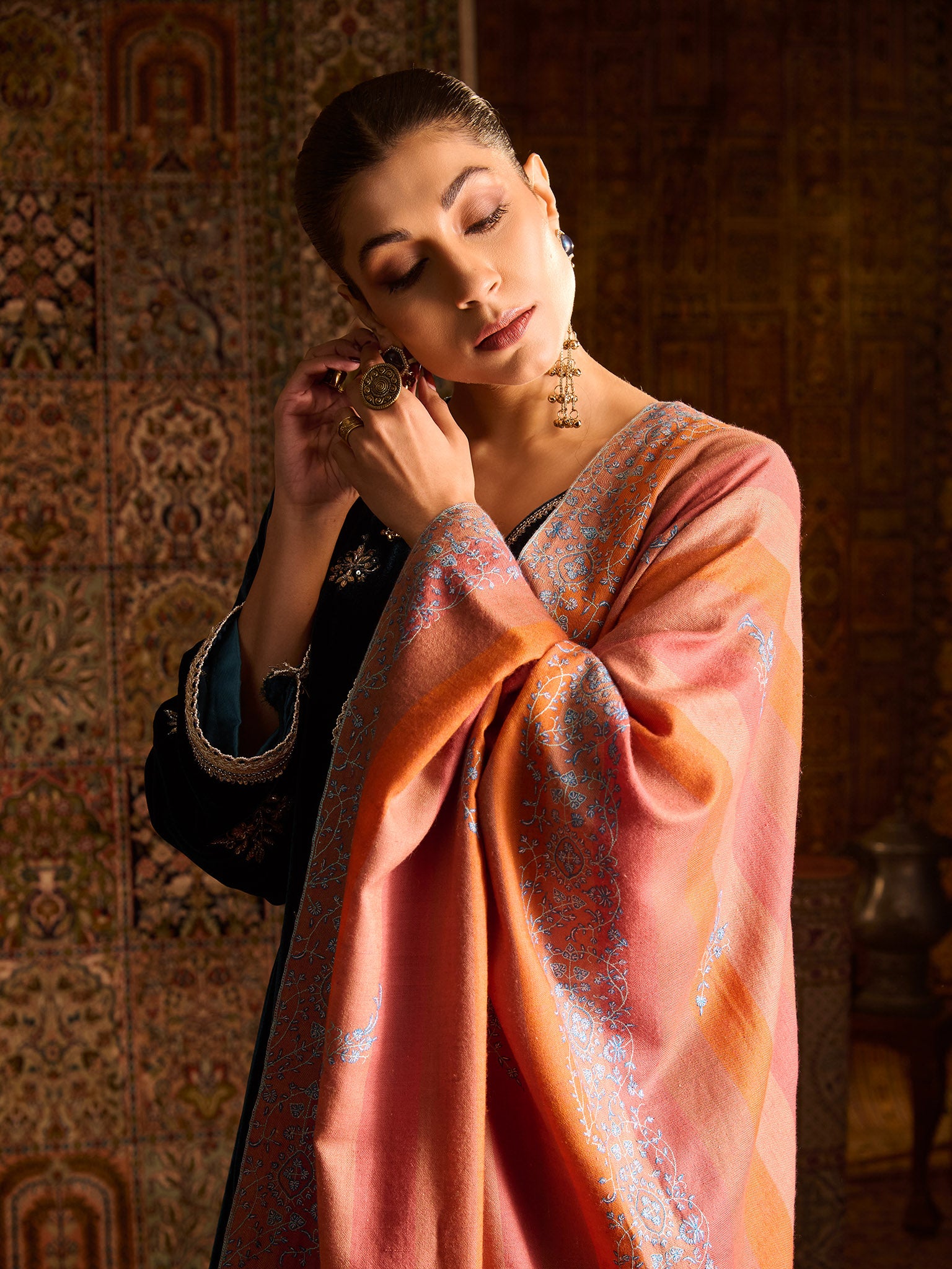 Multicolour Striped Kashmiri Handwoven Pashmina Sozni Palladar Shawl