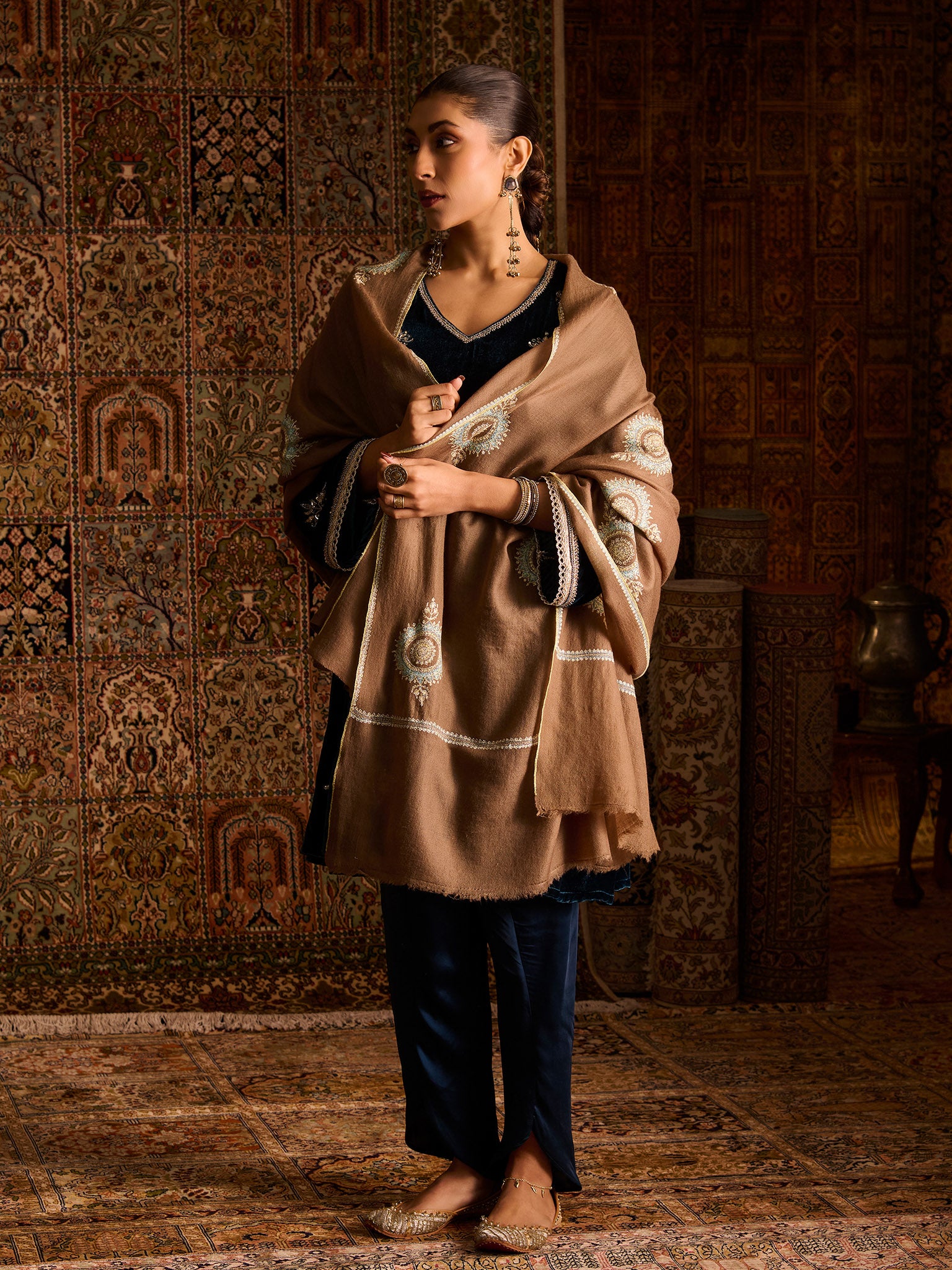 Handwoven Pure Pashmina Brown Sozni Shawl