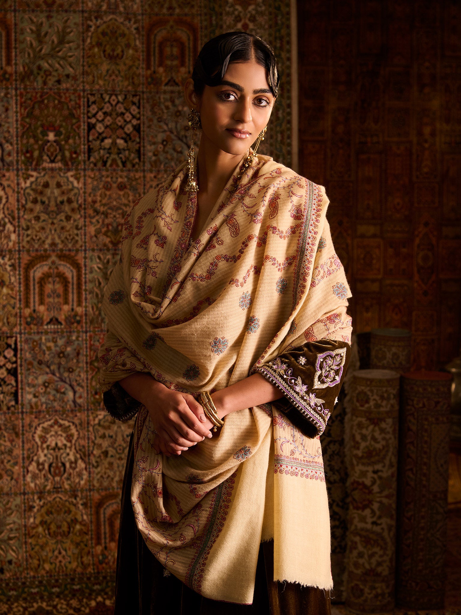 Handwoven Pure Pashmina Sozni Light Yellow Heavy Jaali Shawl