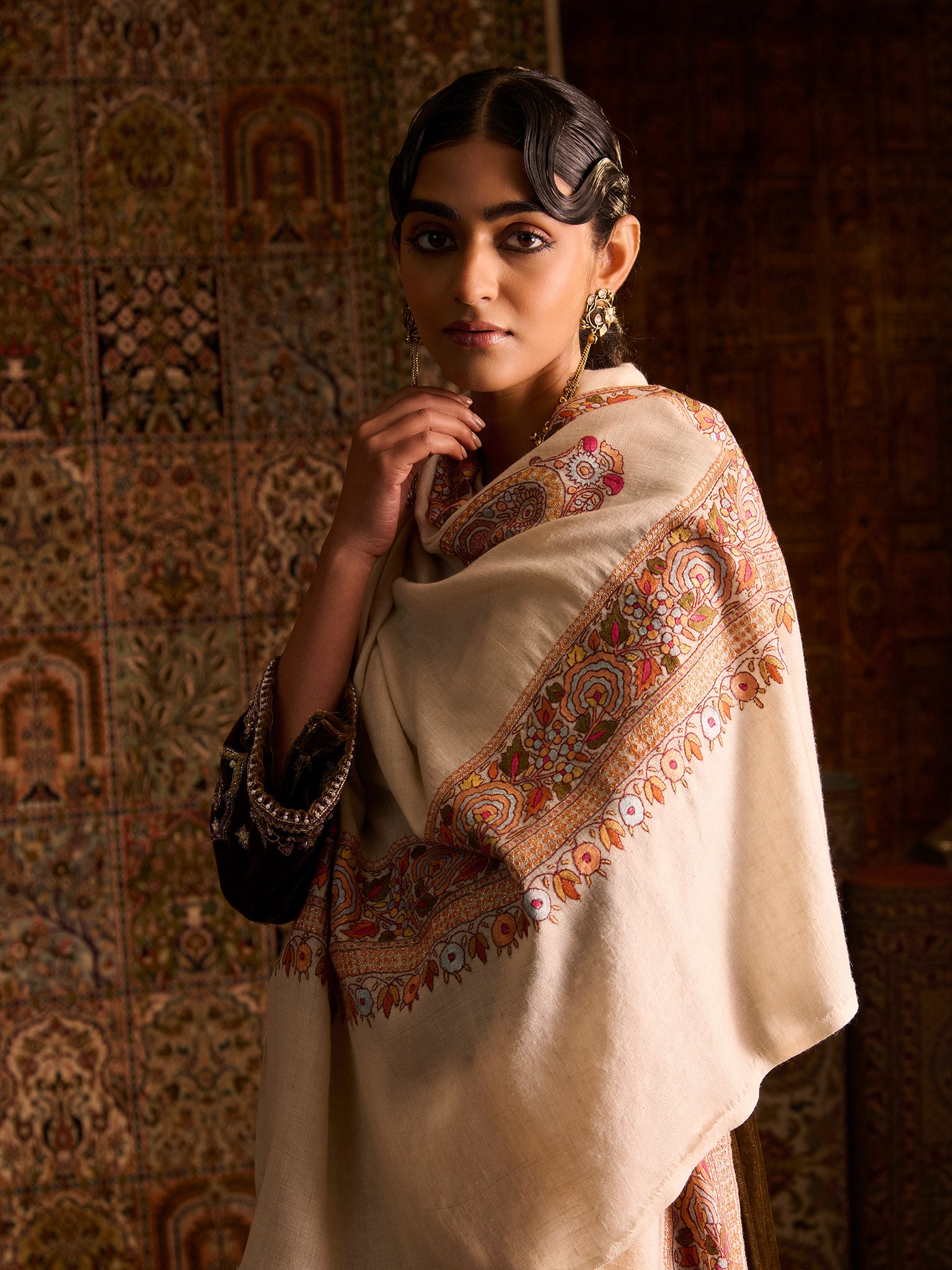 Handwoven Pure Pashmina Sozni Dordaar Shawl