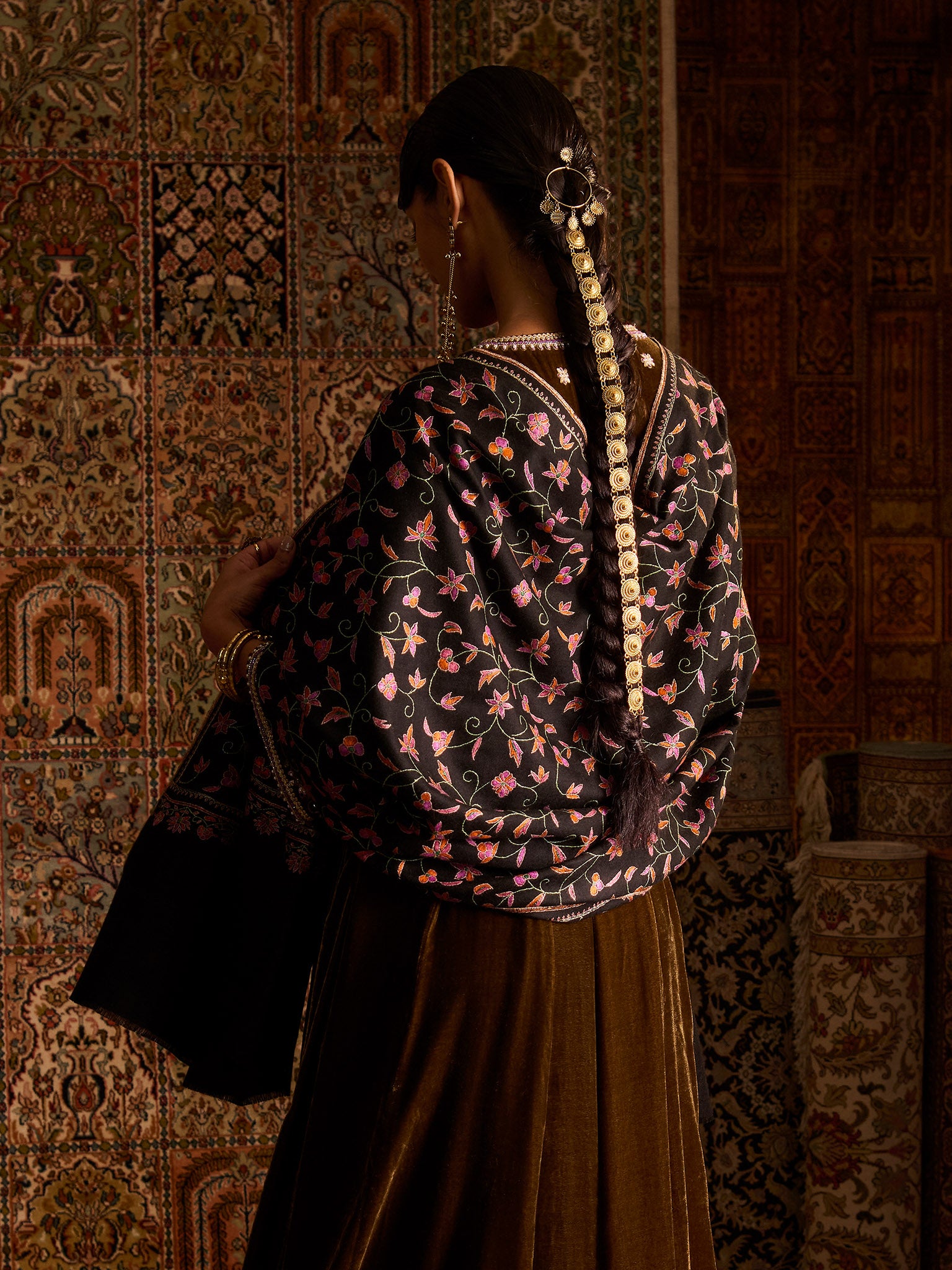 Handwoven Pure Pashmina Sozni All over Jaali Shawl