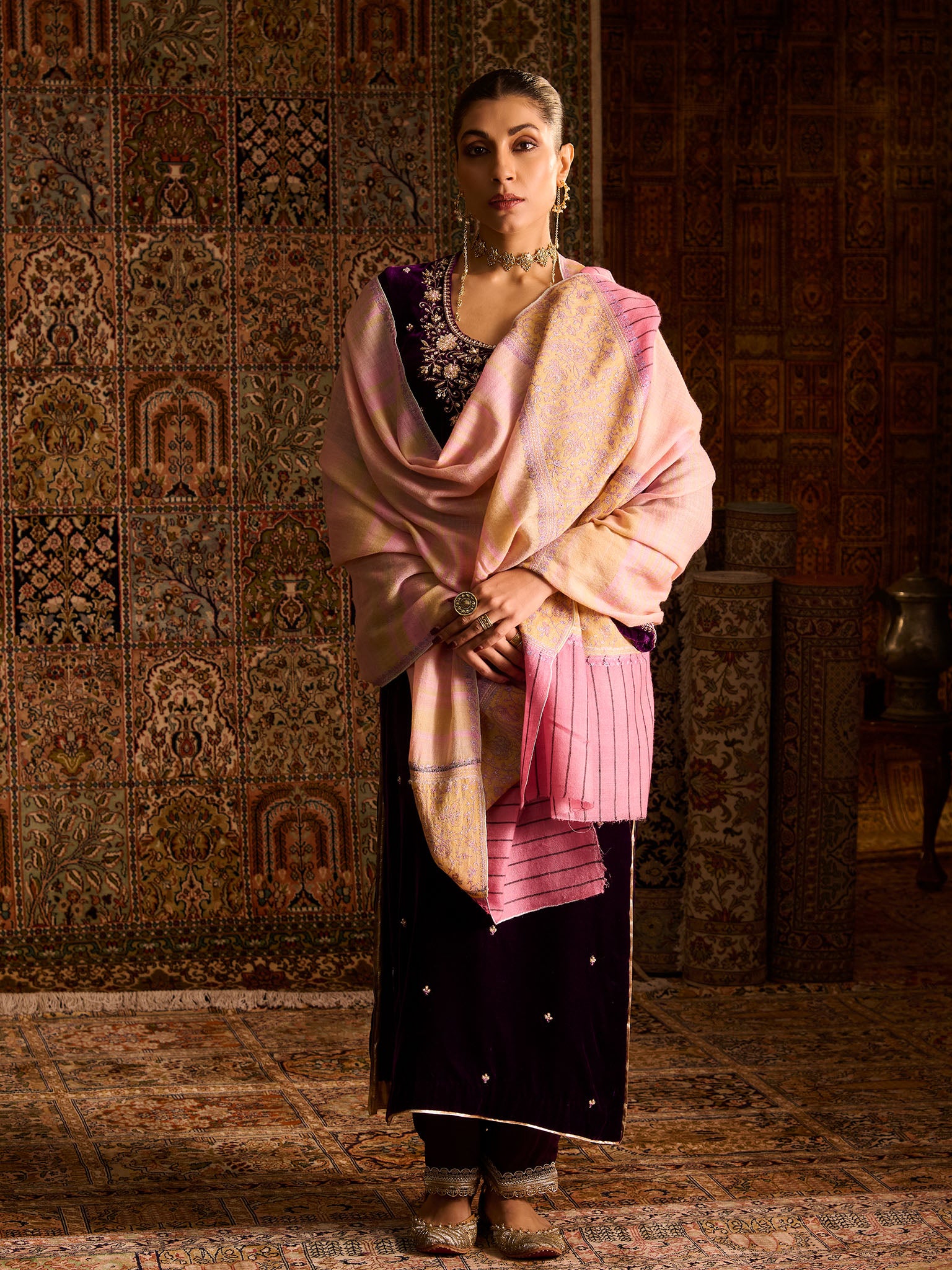 Handwoven Pure Pashmina Pink Sozni Palladar Shawl