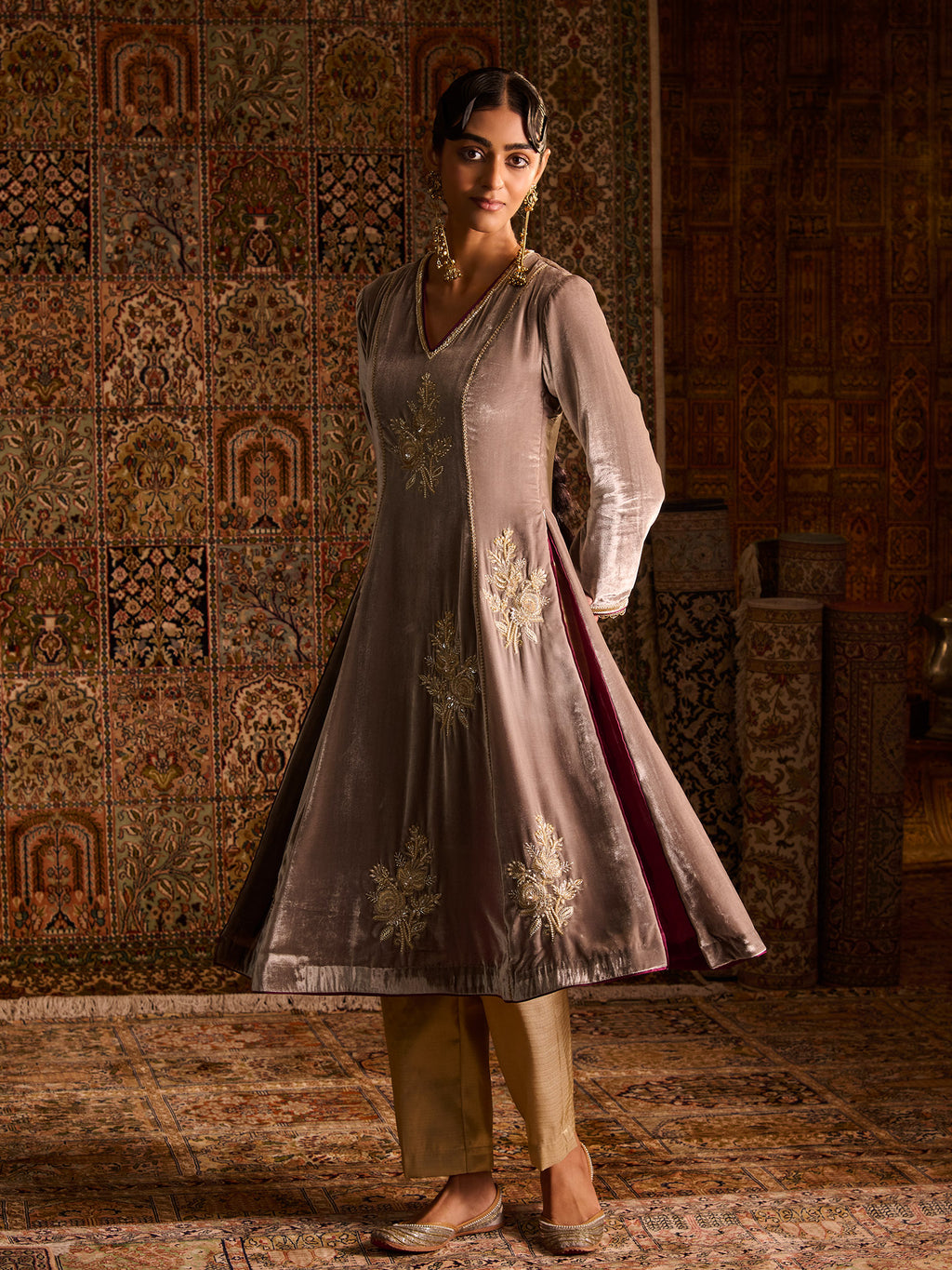 Chandur Grey Velvet Suit Set