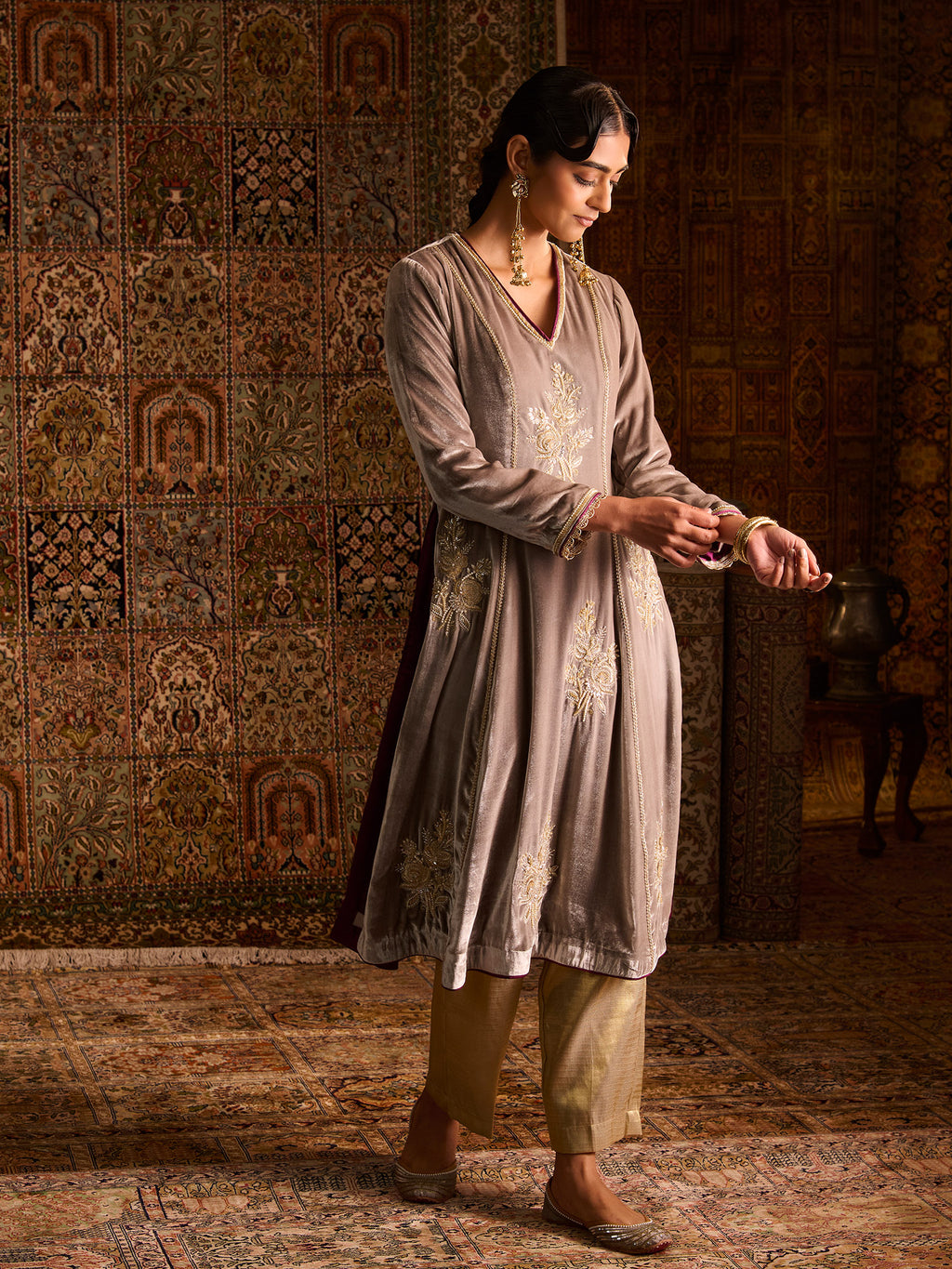 Chandur Grey Velvet Suit Set