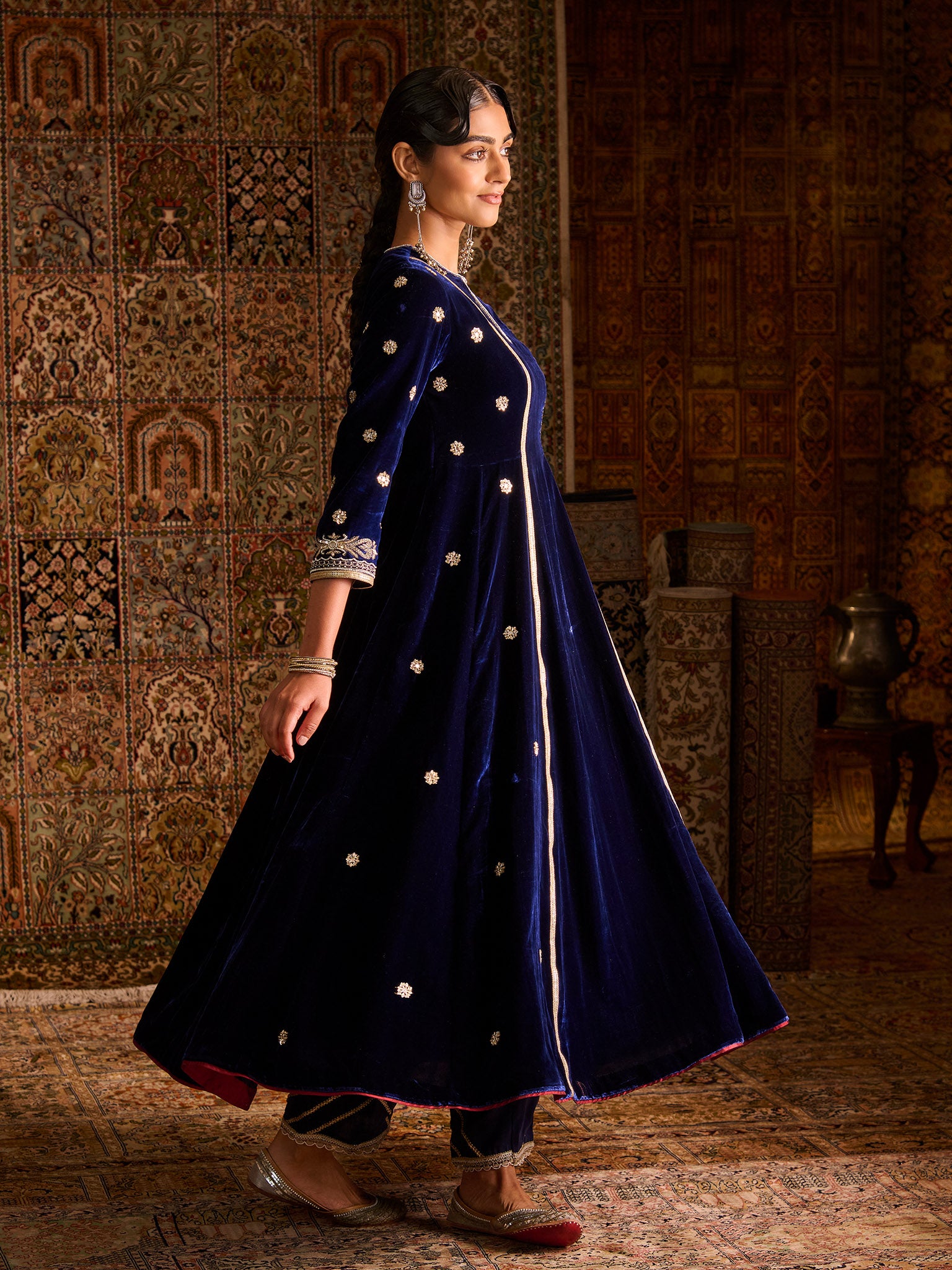 Neelzaar Royal Blue Velvet Suit Set