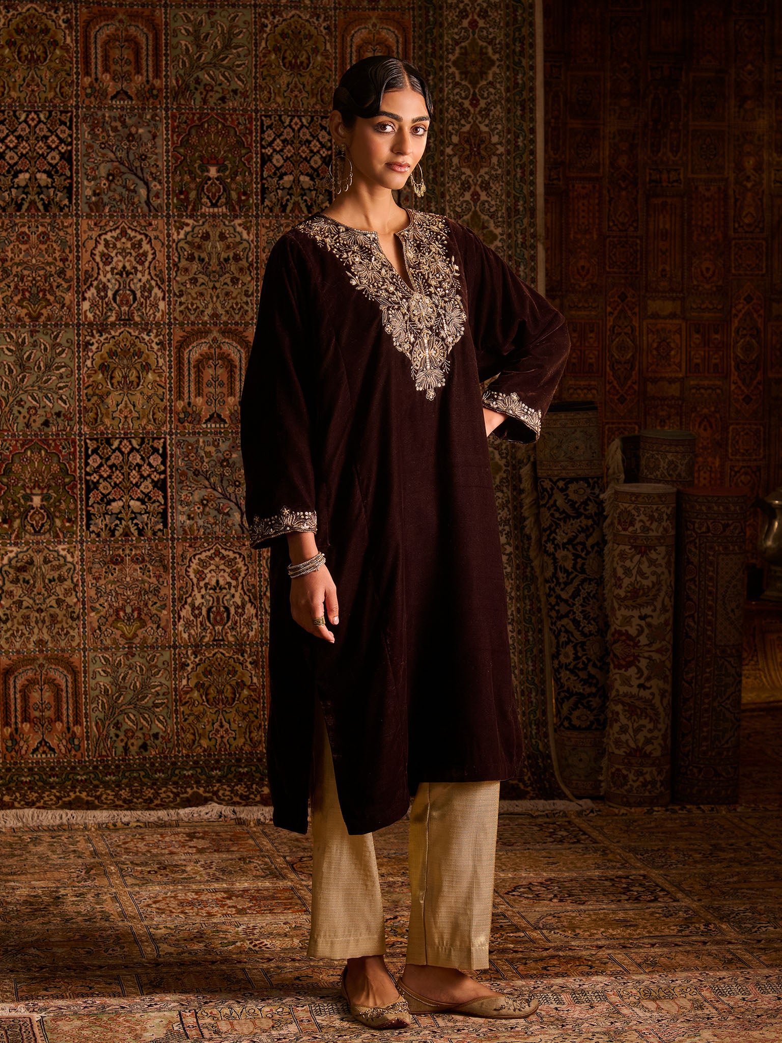 Zaarin Brown Velvet Pheran Set