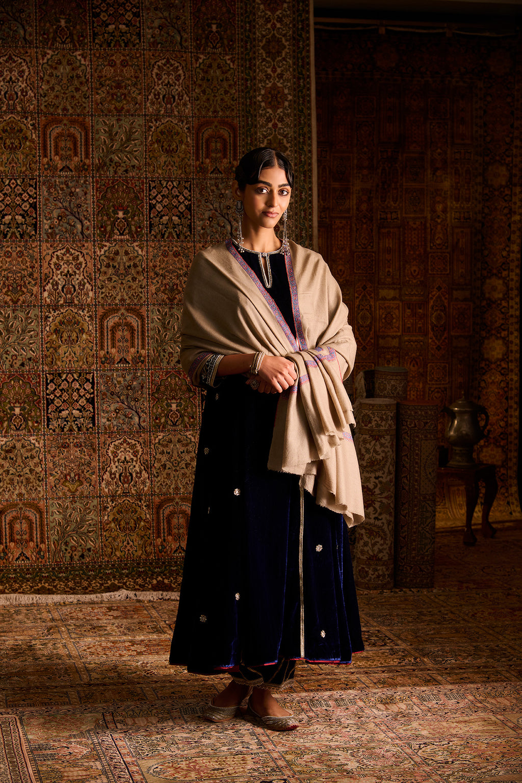 Handwoven Pure Pashmina Sozni Hashidaar Shawl